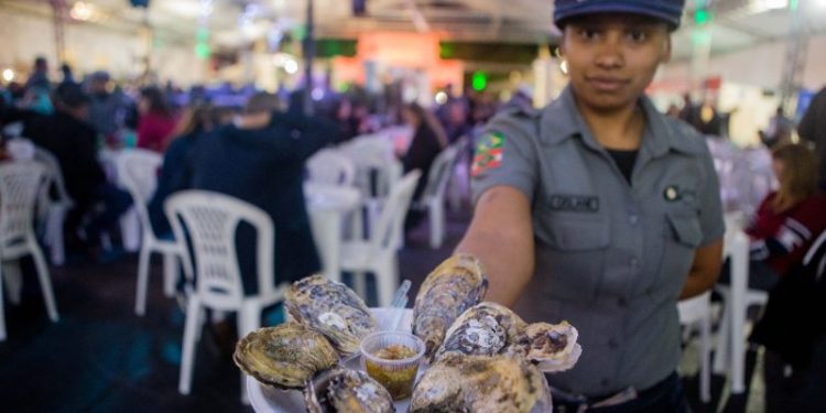 22ª Fenaostra inicia hoje com destaque para a culinária de Florianópolis; confira a programação completa