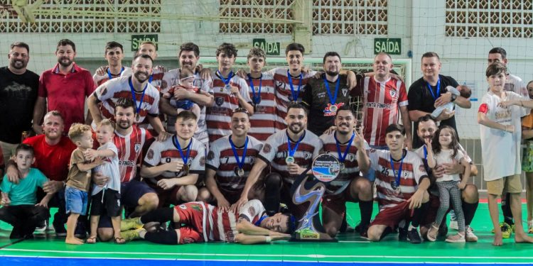 Theo/Ponta Fina é Campeão Municipal de Futsal de Nova Trento 2024
