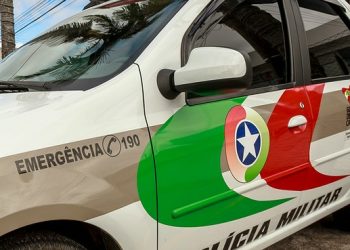 Homem tira a própria vida após matar filho de 5 anos e deixar esposa gravemente ferida em Brusque