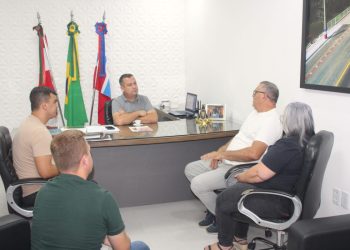 Executivo batistense recebe representantes da Casa Care