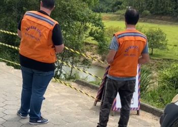 Defesa Civil de Nova Trento alerta sobre cratera no bairro Salto