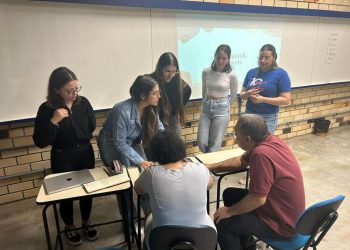 Estudantes de Design de Moda criam projetos para tornar roupas mais acessíveis