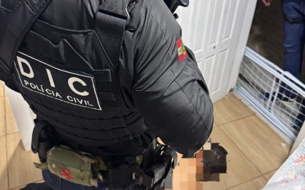 Polícia Civil prende dois suspeitos por tráfico de drogas