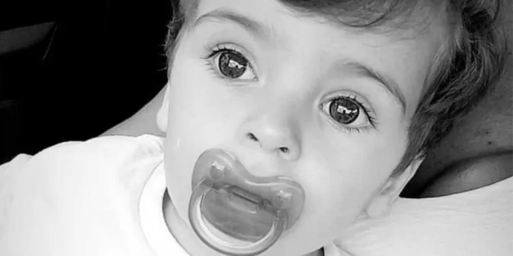 Bebê morre ao se afogar em piscina de casa, na cidade de Tijucas