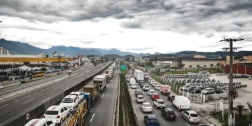 Santa Catarina é o estado com mais trechos críticos nas rodovias federais para o Carnaval, aponta PRF