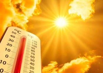 Onda de calor atinge SC, e Defesa Civil alerta para riscos à saúde