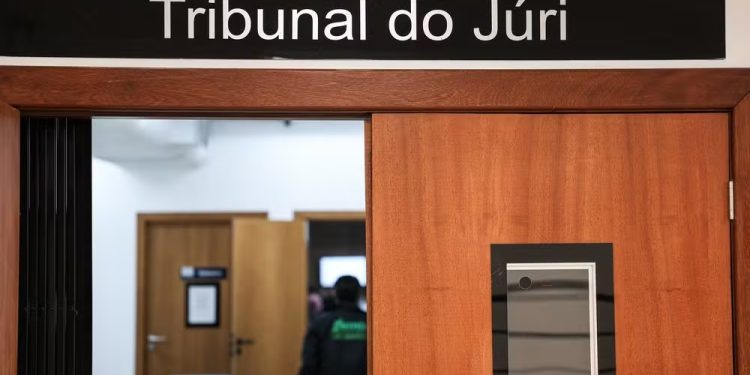 Concurso Público do TJSC Oferece Salário de R$ 32 mil e 20 Vagas para Juiz Substituto