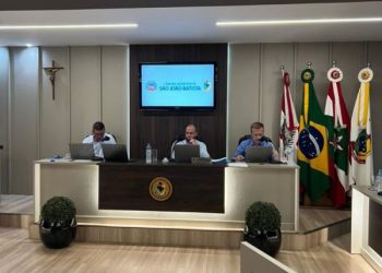 Câmara de Vereadores de São João Batista realiza primeira sessão ordinária de 2025