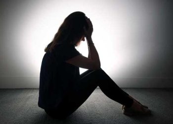 Crise de saúde mental: Brasil registra maior número de afastamentos por ansiedade e depressão em 10 Anos