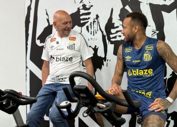 Luciano Hang visita Centro de Treinamento do Santos, time patrocinado pela Havan
