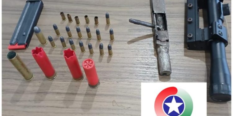 Adolescente é apreendido pela Polícia Militar com munições e arma de fabricação caseira em Canelinha