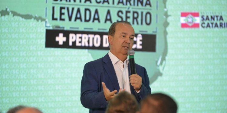 Governador Jorginho Mello apresenta segunda edição do Programa Santa Catarina Levada a Sério em Itajaí