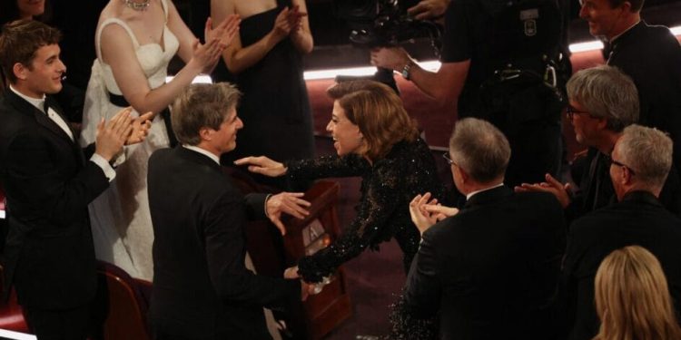 Ainda Estou Aqui faz história no Oscar 2025 e projeta o cinema brasileiro no cenário global