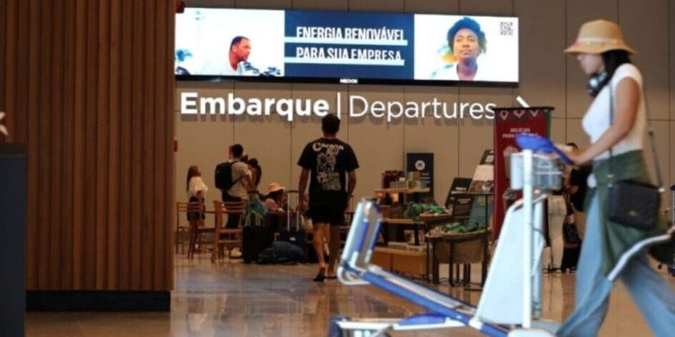 Setor de serviços de SC lidera crescimento nacional em janeiro com alta de 3,4%