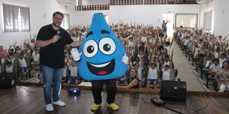 Estudantes de SJB participam de palestra de conscientização alusiva ao Dia Mundial da Água