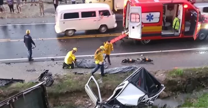 Identificados as vitimas que morreram em acidente na SC 410 em São João Batista