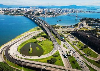 Aluguel em Florianópolis sobe 58% acima do salário mínimo em 8 anos, pressionando o custo de vida