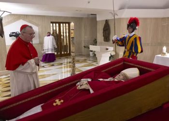 Funeral do papa Francisco será no sábado às 5h, com homenagens e ritos especiais