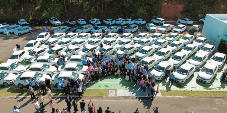 São João Batista e demais municípios são contemplados com novo veículo para transporte de pacientes