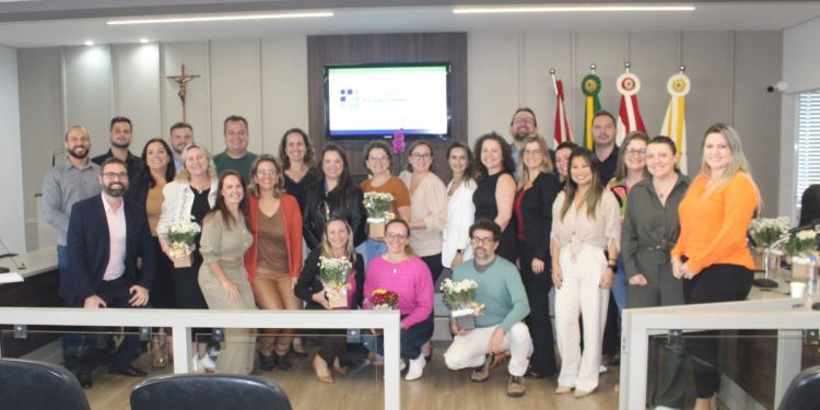 Planejamento da saúde em São João Batista ganha reforço com apresentação do diagnóstico da força de trabalho