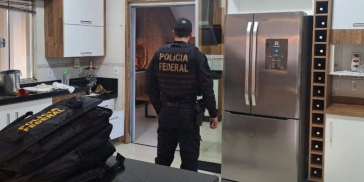 PF deflagra operação contra fraude biométrica no gov.br em SC e outros oito estados