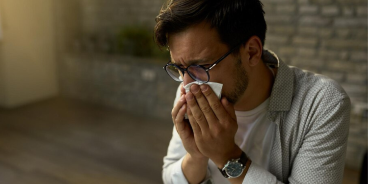 Santa Catarina em alerta máximo: casos de influenza A crescem e ocupação de UTIs preocupa
