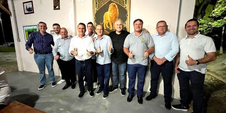 Deputado Altair Silva promove encontro de lideranças do PP da região