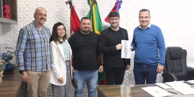 São João Batista firma contrato com a Furb para elaboração do primeiro Plano de Mobilidade Urbana
