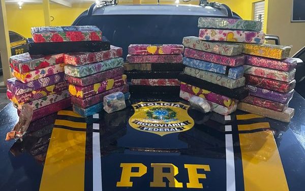 Homem é preso com quase 30 quilos de maconha na BR-101 em Barra Velha