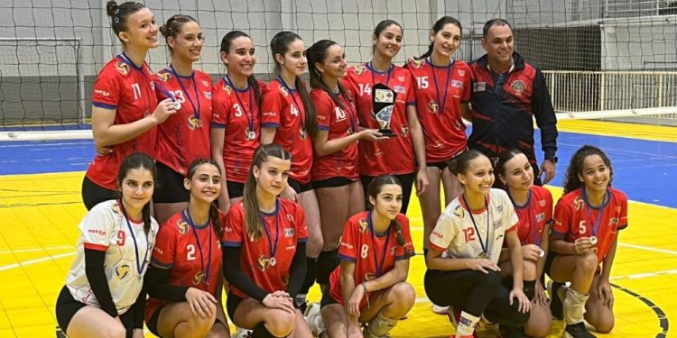 Fube conquista segundo lugar no Desafio de Vôlei Feminino Sub-17 em Itajaí