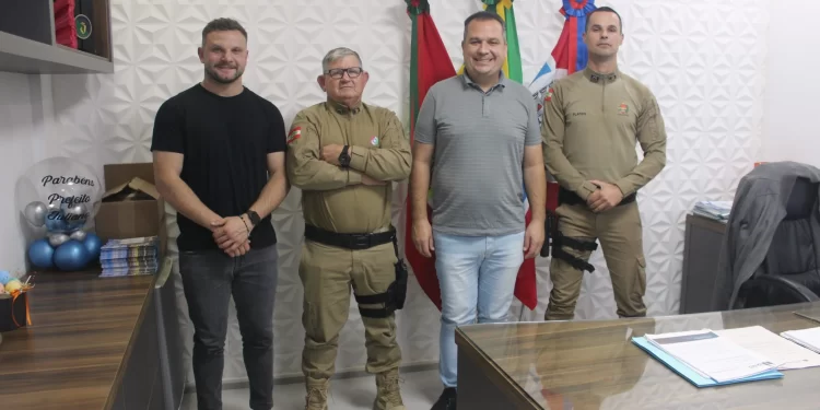 Executivo Batistense recebe novo comandante da PM no município