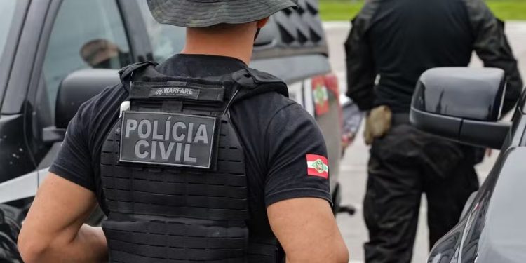 Polícia Civil de SC anuncia novo concurso público com 300 vagas