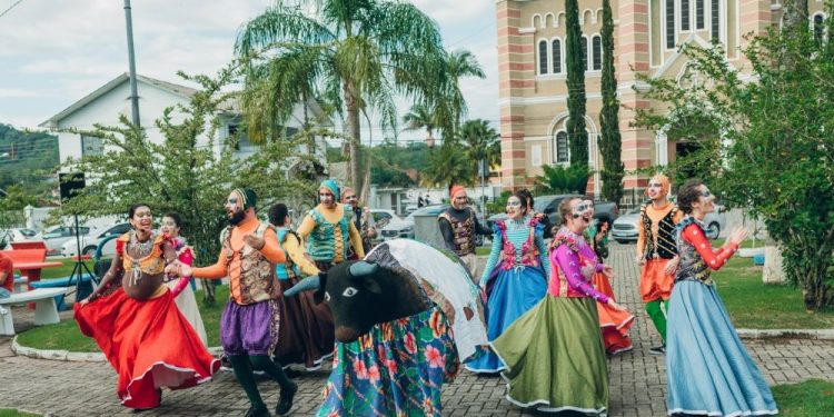Premiado “O Auto do Boi de Mamão” será encenado neste sábado, em São João Batista