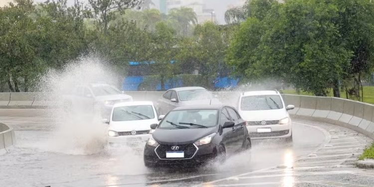 Santa Catarina em Alerta para Chuvas Intensas e Instabilidade Climática