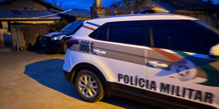 Ação conjunta das Polícias Civil e Polícia Militar prende suspeito de roubo violento contra estudante em Canelinha