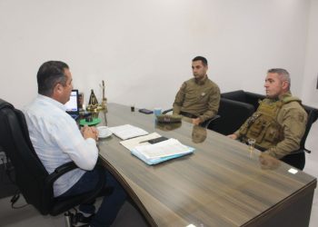 Prefeito Juliano Peixer recebe visita do comandante do 31º Batalhão de Polícia Militar