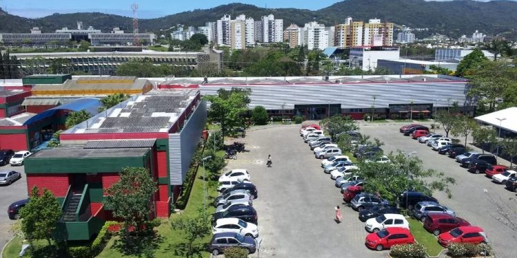 Udesc oferece 461 vagas em cursos de graduação, incluindo engenharia em Balneário Camboriú