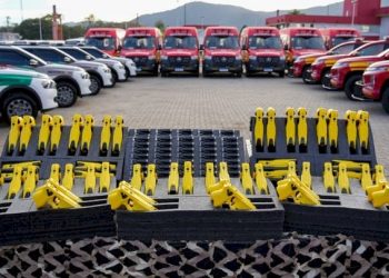 Governo do Estado realiza promoções de oficiais e praças da PMSC e CBMSC e realiza entrega de viaturas