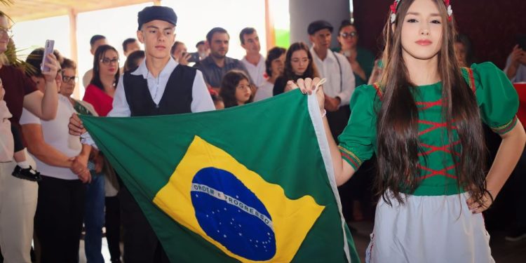 É neste domingo, a 6ª La Festa Ligure di Novitália de São João Batista