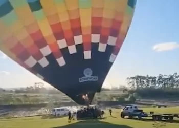 Do luto à retomada: Praia Grande lança 1ª escola de pilotos de balão do Sul do Brasil
