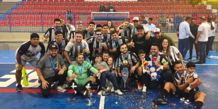 Resenha conquista o Campeonato Municipal de Futsal de São João Batista 2025