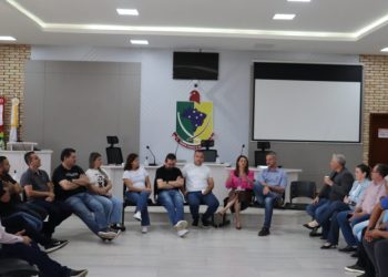 Prefeitos da região debatem ampliação no atendimento de saúde