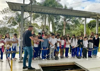 Estudantes da rede municipal visitam Estação de Tratamento de Água do Sisam