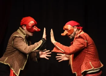 Ingressos gratuitos para teatro italiano podem ser retirados na Funjuve