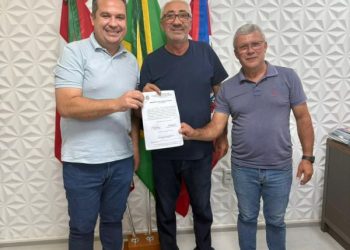 Ordens de serviço para pavimentação em lajotas de duas vias em São João Batista são assinadas