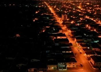 Apagão nacional deixa 88 mil unidades consumidoras sem energia em Santa Catarina