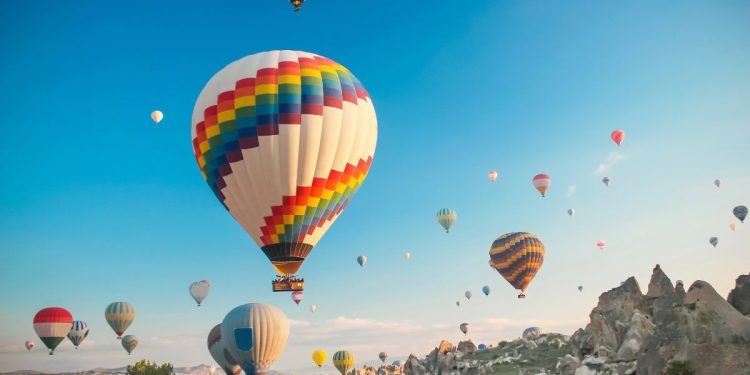 Regulamentação do balonismo avança após tragédia em Santa Catarina