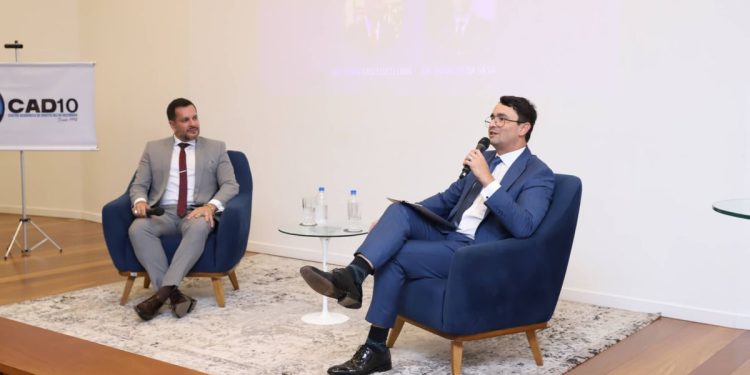 Centro Acadêmico de Direito da Unifebe promove Noite da Advocacia Criminal na Prática