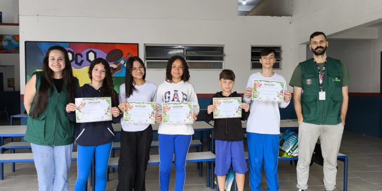 Primeira edição do Projeto Fiscal Ambiental Mirim encerra com entrega de cartas de recomendações às escolas