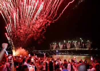 Reveillon em Florianópolis terá show pirotécnico de 15 minutos e custo superior a R$ 6 milhões